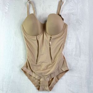 Maidenform Bodysuit Ultra-Firm Body Shaper With Built In Bra FL1256 Size 36D NEW